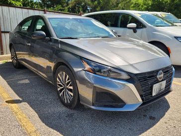 Used 2025 Nissan Altima 2.5 SV