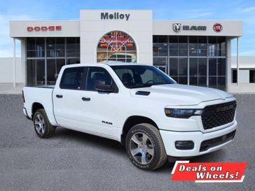 2025 RAM 1500 Tradesman Crew Cab 4x4 5'7' Box