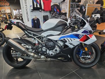 Light White/M Motorsport