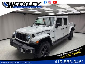 New 2025 Jeep Gladiator High Tide 4x4