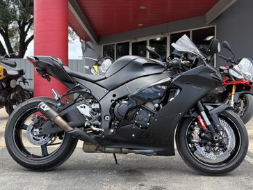 Used 2025 Kawasaki Ninja ZX-10R 