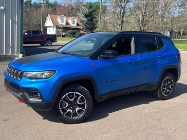 Used 2024 Jeep Compass Trailhawk