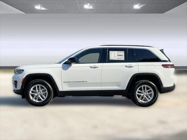 New 2025 Jeep Grand Cherokee Laredo X 4x2