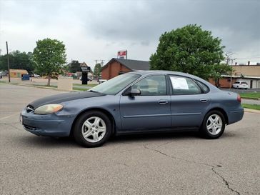 Used 2000 Ford Taurus SE SVG