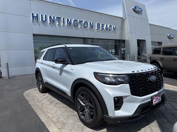 New 2026 Ford Explorer ST-Line