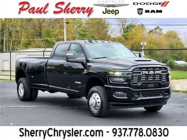 New 2027 RAM 3500 Big Horn Crew Cab 4x4 8' Box