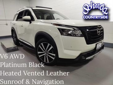 2023 Nissan Pathfinder Platinum V6 AWD Black