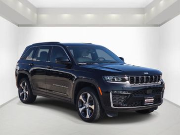 New 2026 Jeep Grand Cherokee Limited 4x2