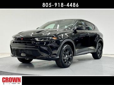 2024 Dodge Hornet GT in a 8 Ball exterior color and Blackinterior. Ventura Auto Center 866-978-2178 venturaautocenter.com 