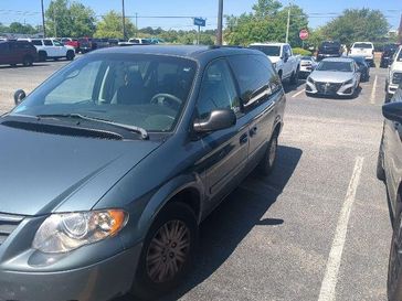 Used 2005 Chrysler Town & Country LX