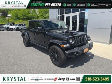 Used 2025 Jeep Gladiator Nighthawk
