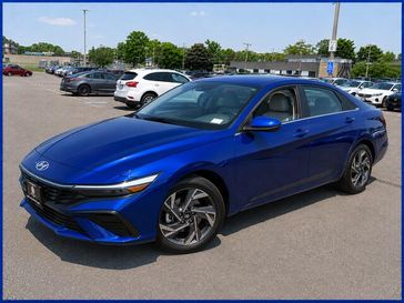 Used 2024 Hyundai Elantra Limited