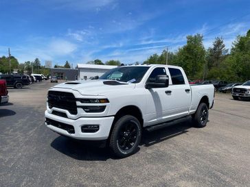 New 2026 RAM 2500 Black Express Crew Cab 4x4 6'4' Box