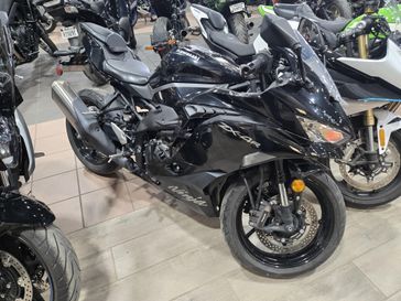 USED 2024 KAWASAKI NINJA ZX4R ABS 