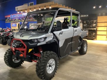 2024 Can-Am DEFENDER MAX X MR WITH HALF DOORS HAD10 HYPER SILVER AND LEGION RED