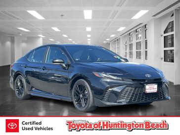 Used 2025 Toyota Camry SE