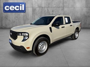 Used 2025 Ford Maverick XL