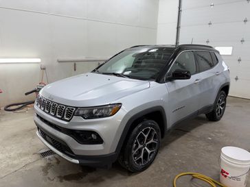 New 2026 Jeep Compass Limited 4x4