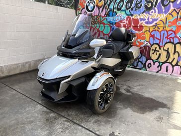 New 2024 Can-Am SPYDER RT LIMITED 