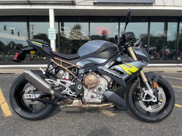 2024 BMW S 1000 R