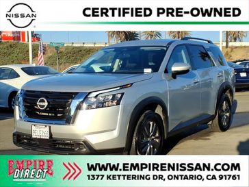 Used 2023 Nissan Pathfinder SV