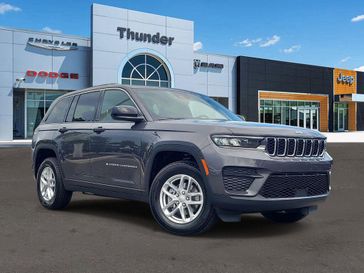 New 2026 Jeep Grand Cherokee Laredo X 4x2