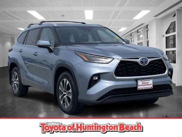Used 2023 Toyota Highlander XLE