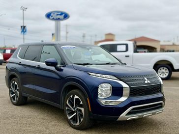 Used 2024 Mitsubishi Outlander SE