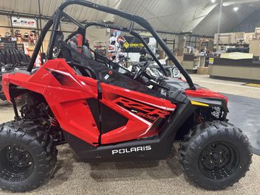 2025 Polaris RZR 200 EFI