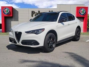 2025 Alfa Romeo Stelvio Sprint AWD