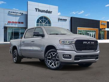 New 2026 RAM 1500 Laramie Crew Cab 4x2 5'7' Box