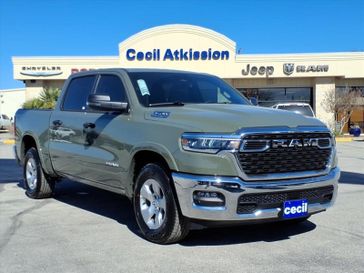 New 2026 RAM 1500 Lone Star Crew Cab 4x2 5'7' Box