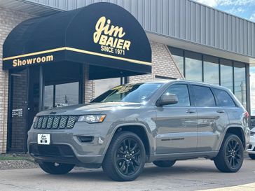 Used 2020 Jeep Grand Cherokee Altitude