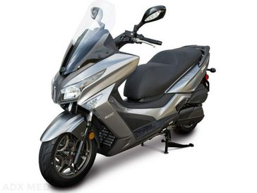 2023 KYMCO XTown in a Silver exterior color. Greater Boston Motorsports 781-583-1799 pixelmotiondemo.com 
