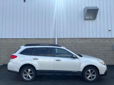 2013 Subaru Outback 3.6R Limited