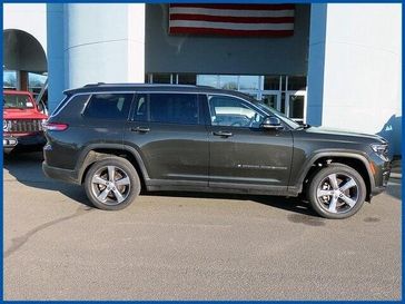 Used 2022 Jeep Grand Cherokee L Limited