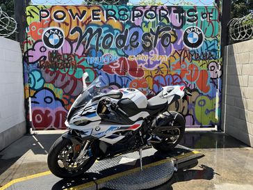 Light White/M Motorsport