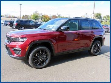 New 2025 Jeep Grand Cherokee Limited