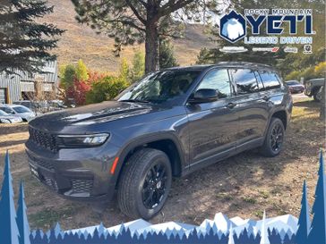 New 2025 Jeep Grand Cherokee L Altitude X 4x4