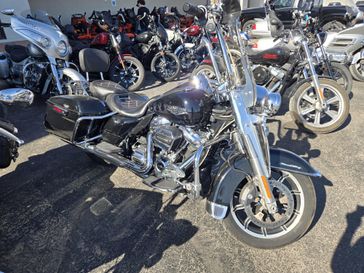 USED 2019 HARLEY ROAD KING 