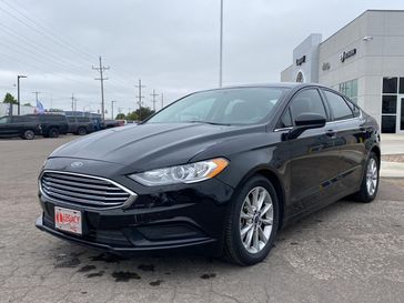 Used 2017 Ford Fusion SE