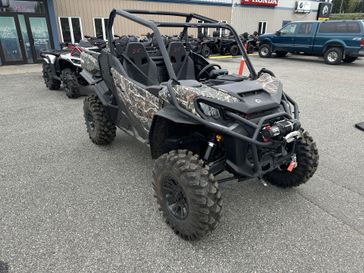 2025 Can-Am Commander X mr 1000R