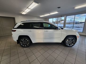New 2025 Jeep Grand Cherokee Overland 4x4