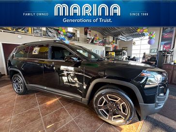 New 2026 Jeep Cherokee Laredo 4x4