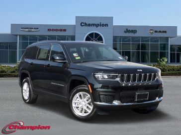 2025 Jeep Grand Cherokee L Laredo 4x2