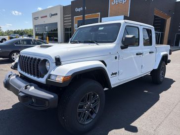 New 2026 Jeep Gladiator Sport S 4x4