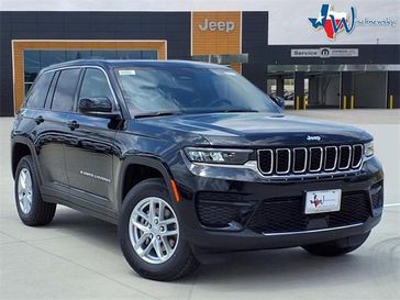 New 2025 Jeep Grand Cherokee Laredo
