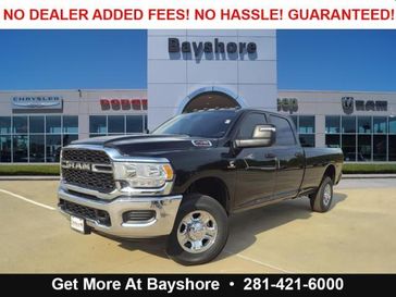 2024 RAM 2500 Tradesman Crew Cab 4x4 8' Box