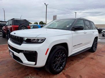 New 2027 Jeep Grand Cherokee Summit