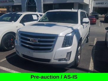 Used 2016 Cadillac Escalade ESV Luxury